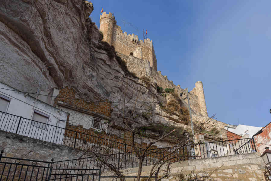 Albacete - Alcalá del Júcar 21 - castillo de Alcalá del Júcar.jpg